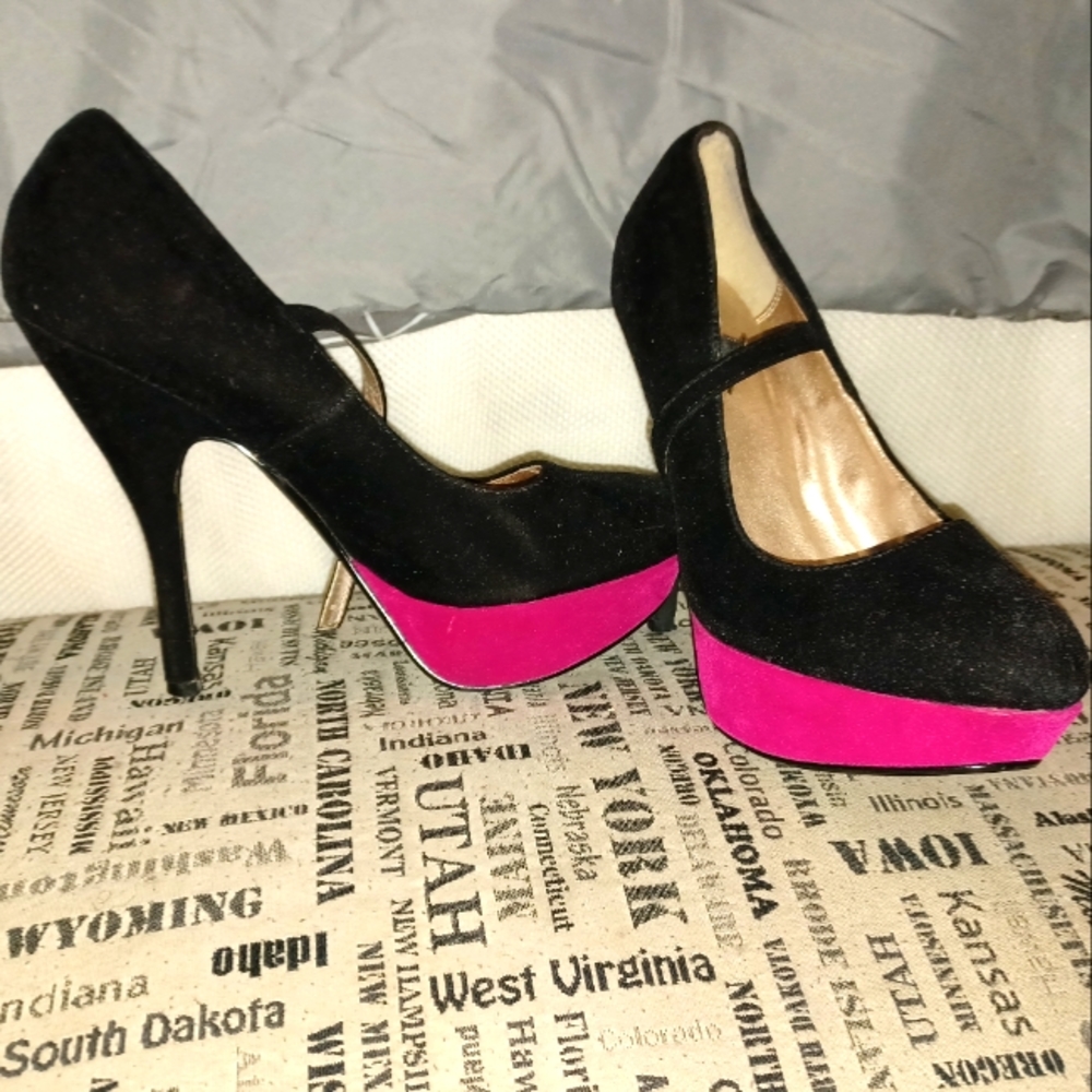 Black and pink heals